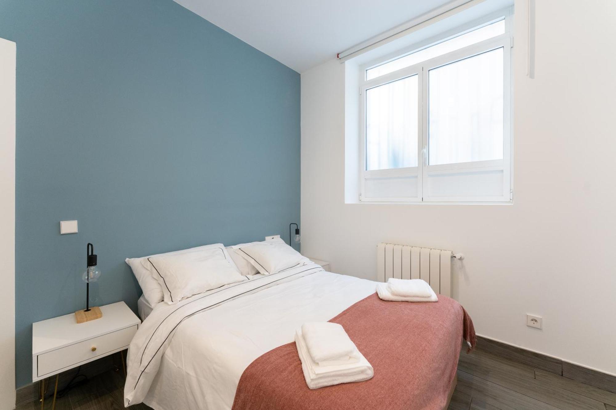 מדריד Luxe Apartment In Plaza De Espana מראה חיצוני תמונה