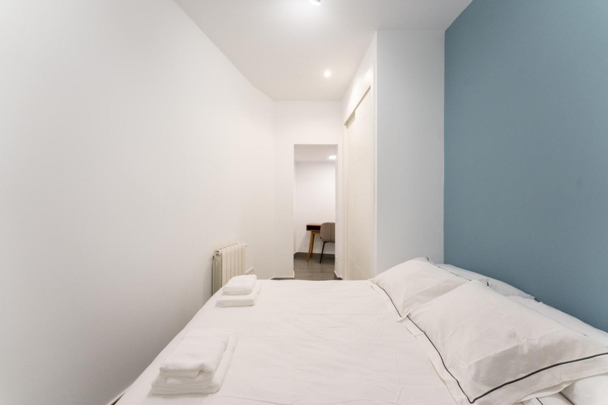 מדריד Luxe Apartment In Plaza De Espana מראה חיצוני תמונה