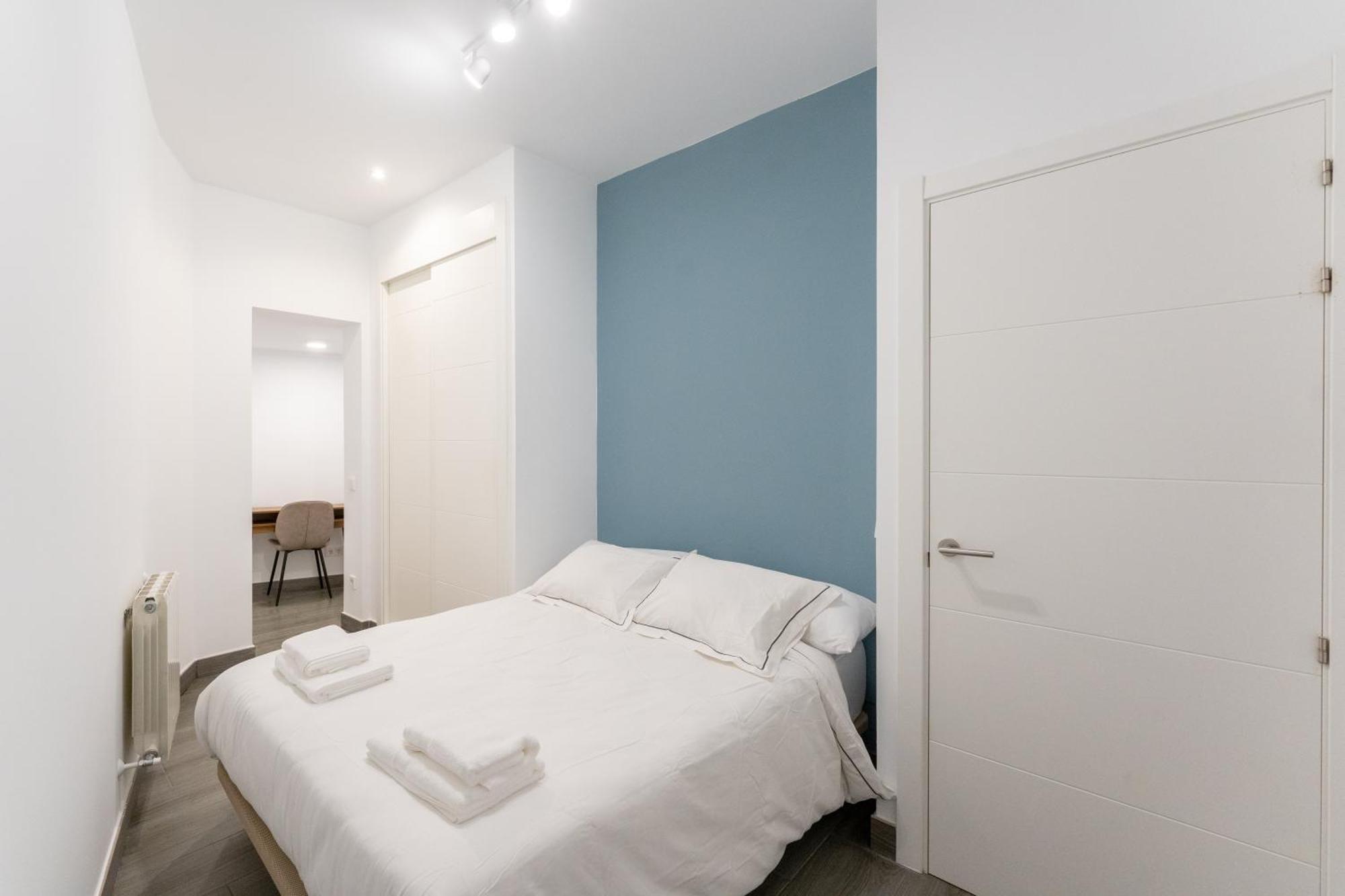 מדריד Luxe Apartment In Plaza De Espana מראה חיצוני תמונה
